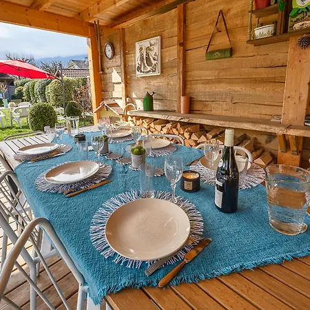Les Clapotis Du Lac, Maison De Famille A 2 Pas Du Lac-lla Selections By Location Annecy *