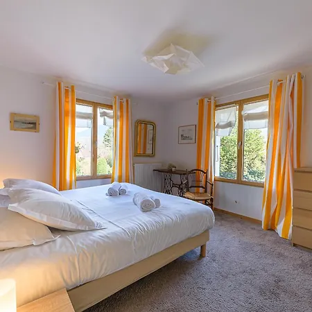 Les Clapotis Du Lac, Maison De Famille A 2 Pas Du Lac-lla Selections By Location Annecy *